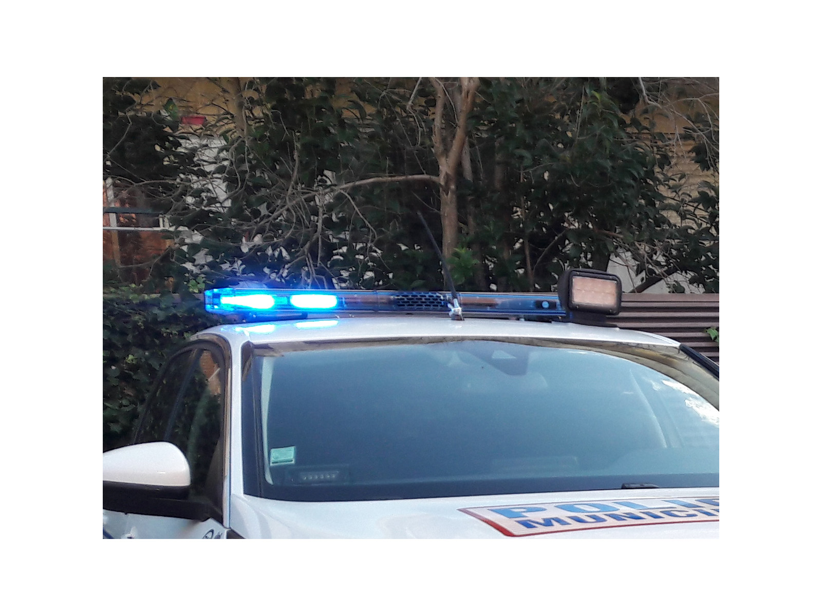 Rampe VEGA avec vidéo intégrée sur véhicule de Police municipale